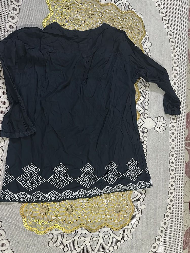 black top kurta type slightly used