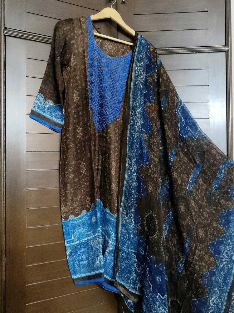Women  Brown &amp; Blue Winter Wool Kurta Set