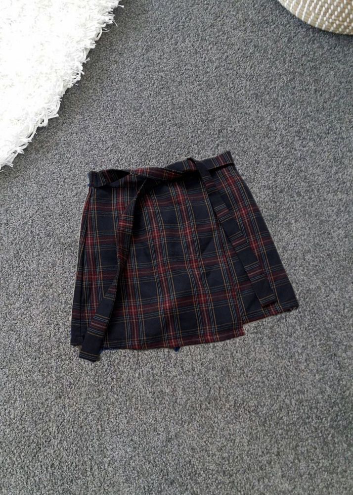 ONLY Women Navy Blue Checked Mini Skorts