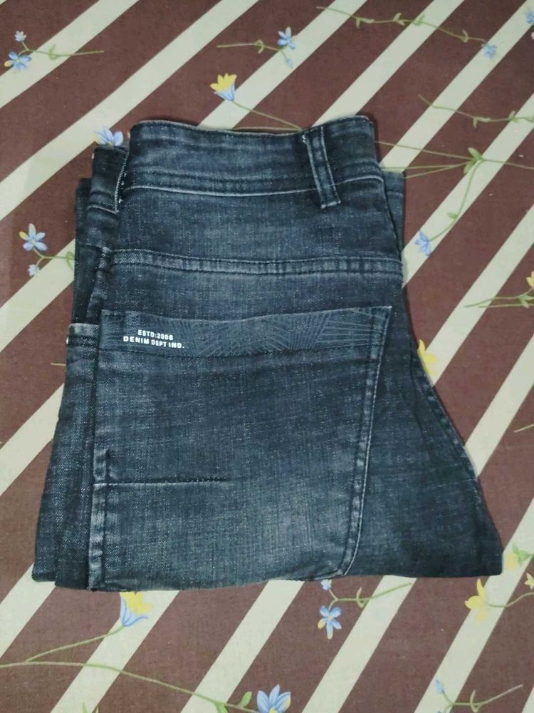 Stylish Dark Wash Jeans