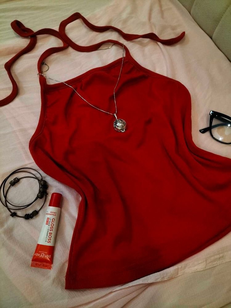 Red Halter Top 📌
