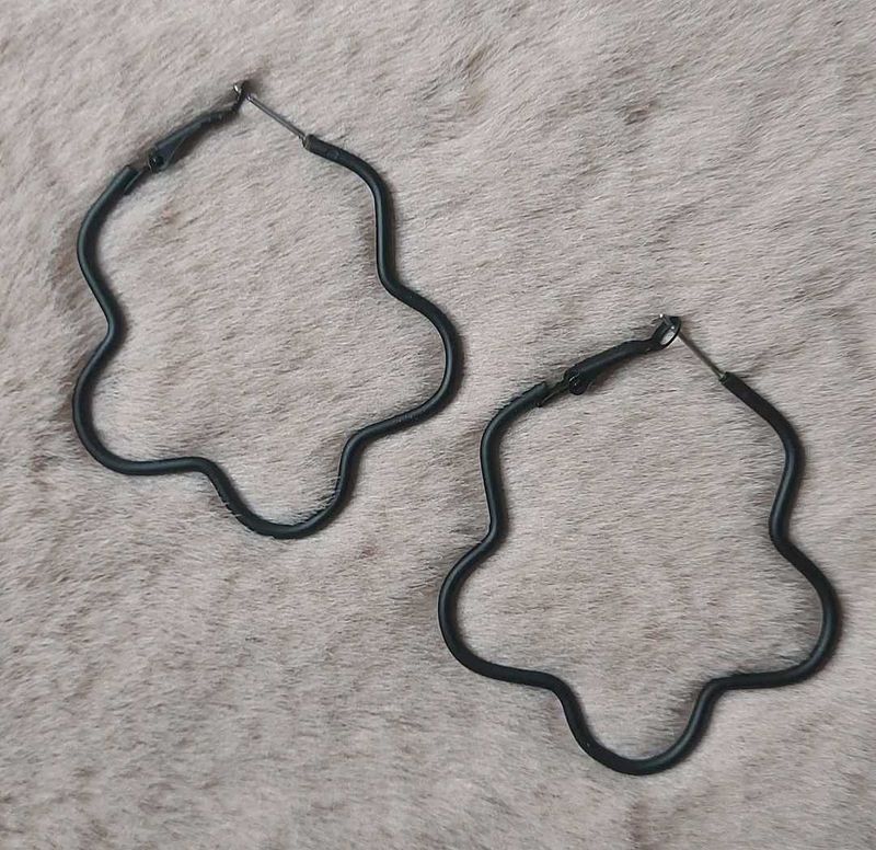Black Star Hoops