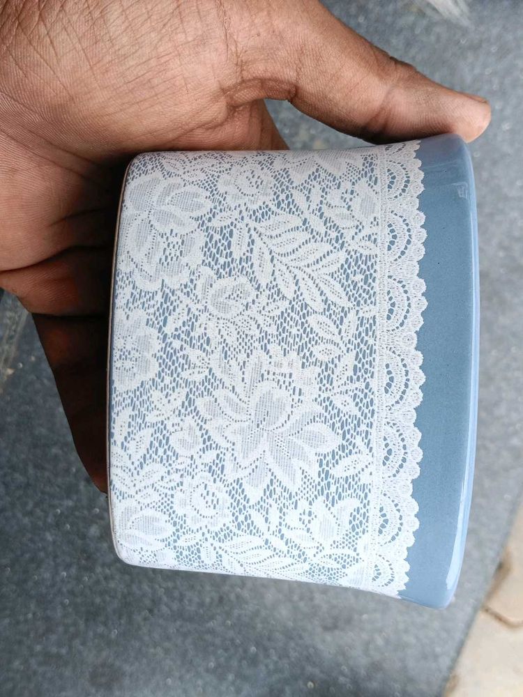 Elegant Pen Stand