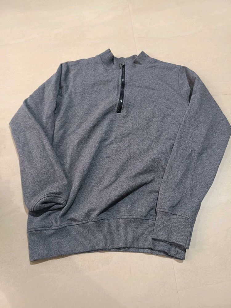 Arise Gray Sweatshirt, S size