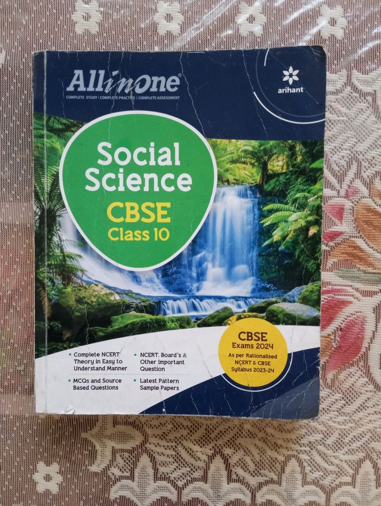 Class 10th Social Science All In One (Arihant)