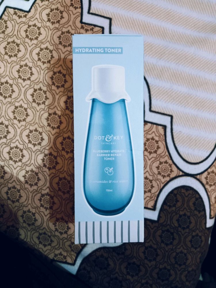 Dot &amp;KeyBlue Berry Hydrate Barrier Repair Toner