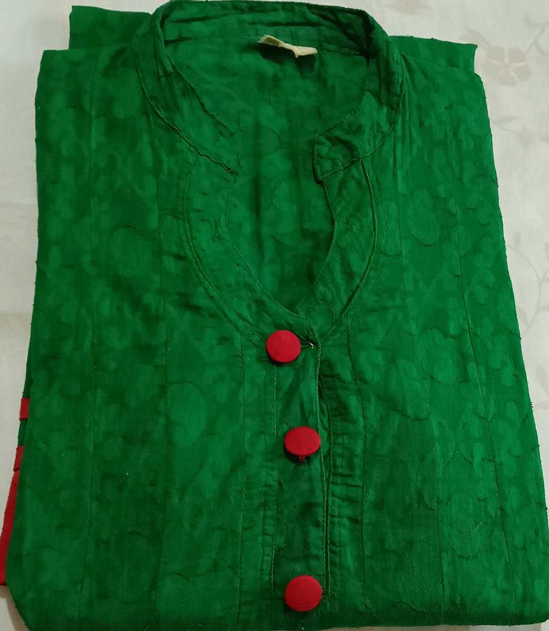 Green Embroidered Kurta