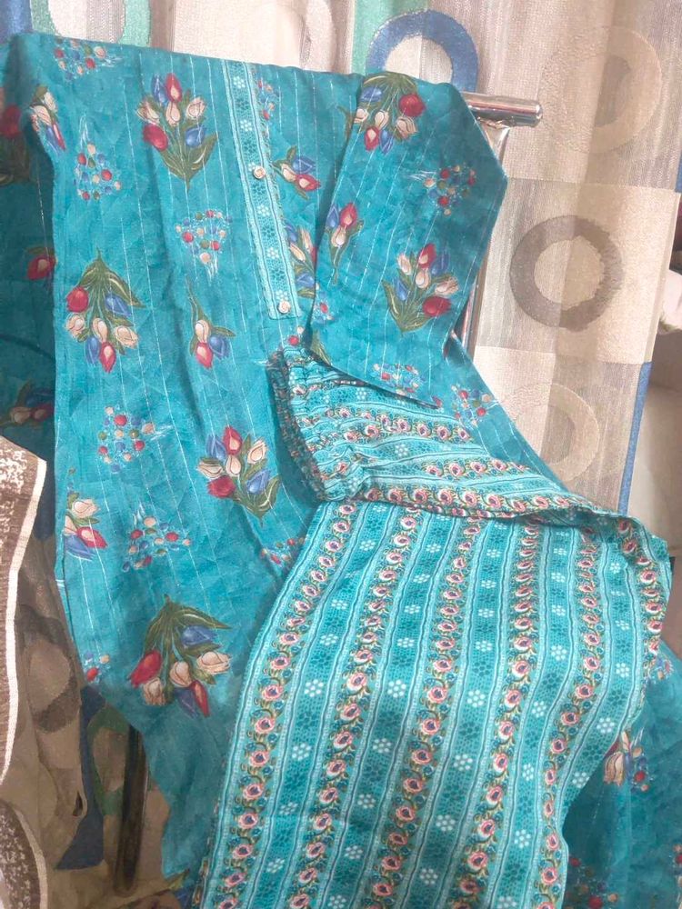 Li Synthetic Chiffon With Golden Button