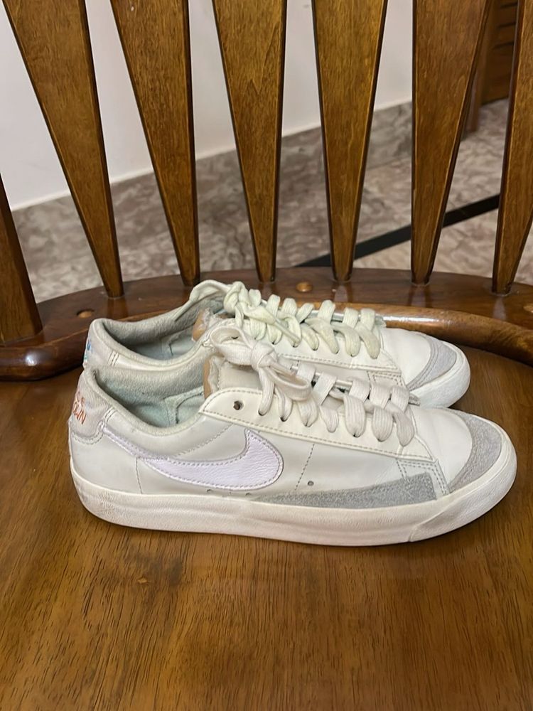 Sneakers For Girls
