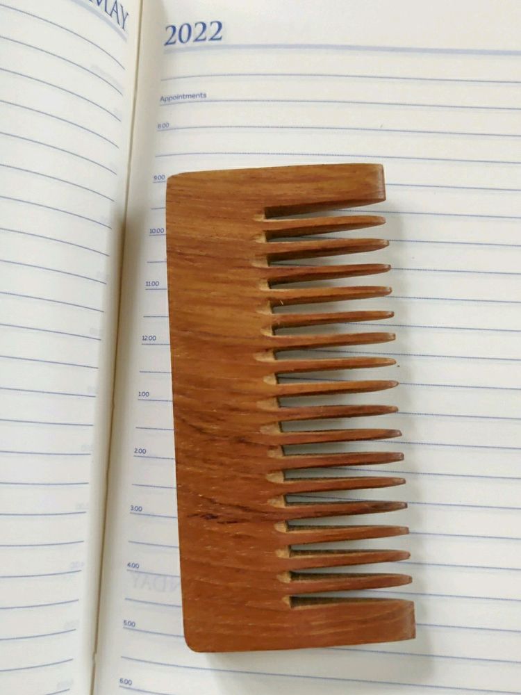 Comb