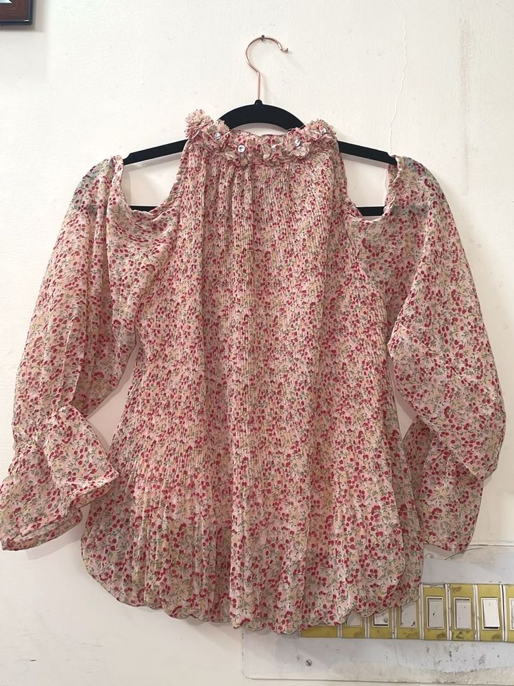 Floral Cold Shoulder Top
