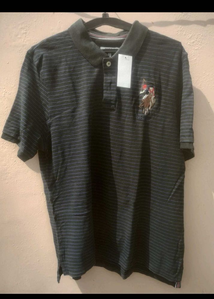 US POLO ASSN shirt 👕 Chest 42Inch Length 28 Inch