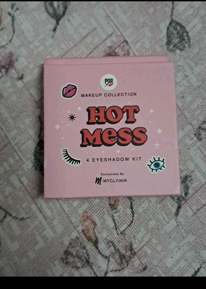 MyGlamm Hot Mess Eyeshadow Kit