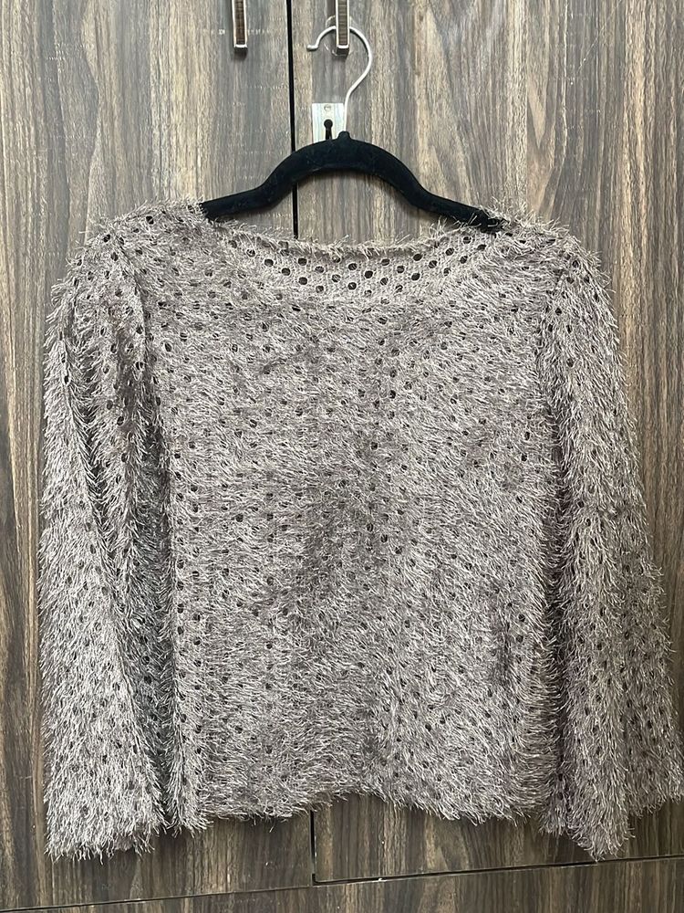 Fuzzy Net Top
