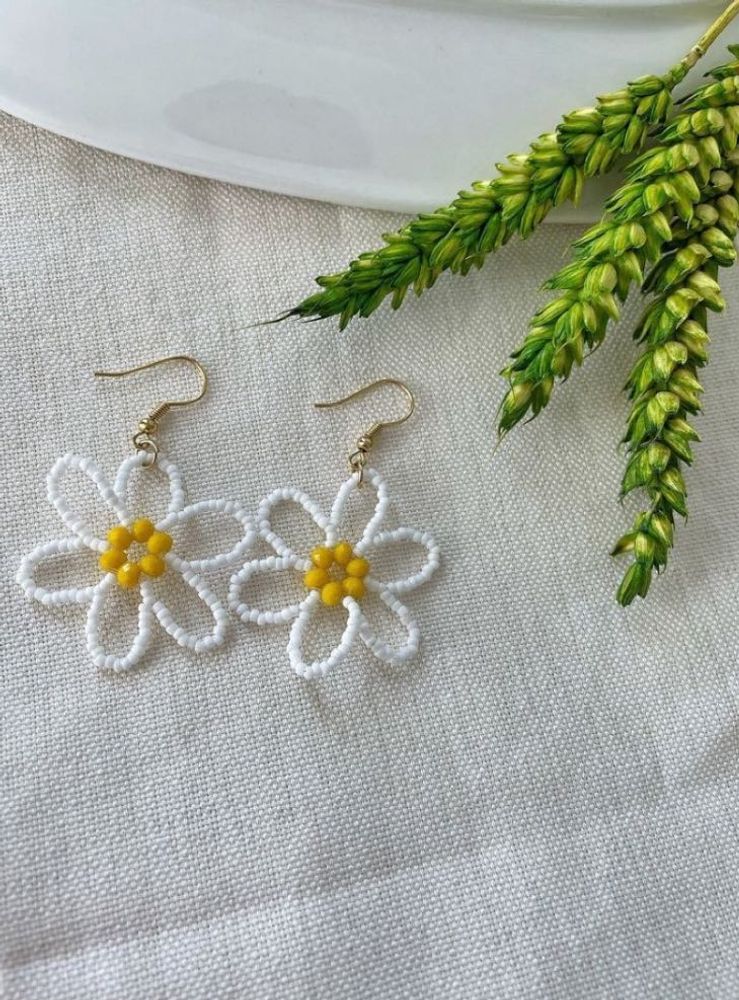 Cute Pinteresty Flower Earrings