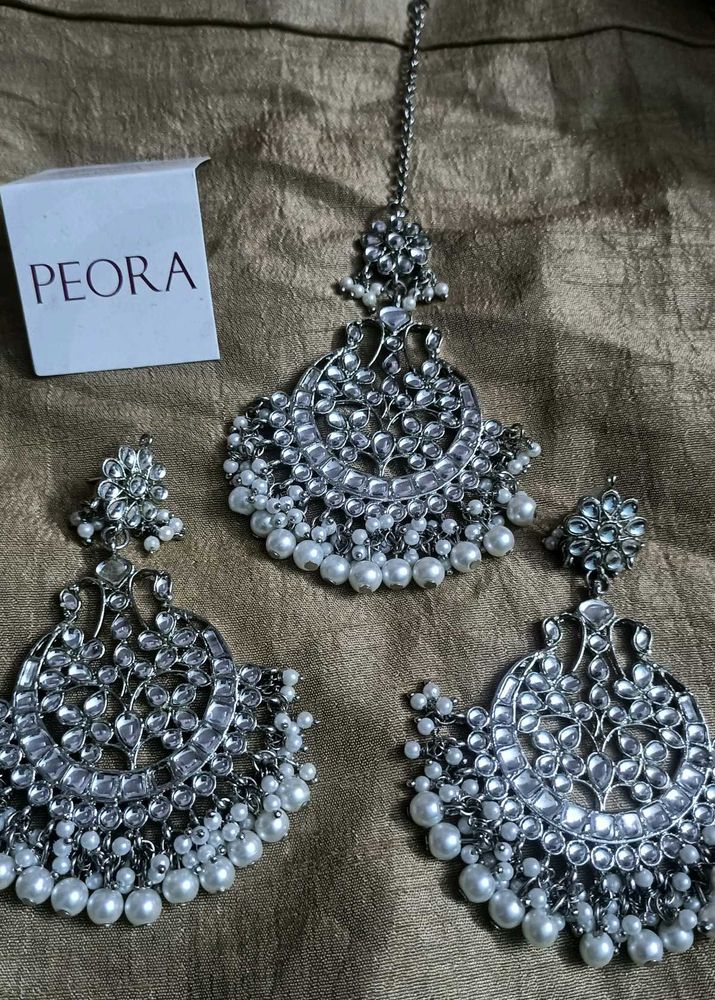 Peora Kundan Jewelry Set