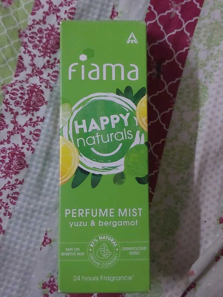 Fiama Happy Naturals Perfume Mist