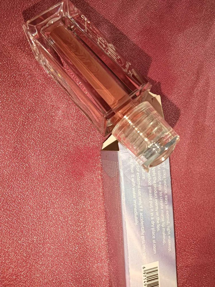 Lip Glaze