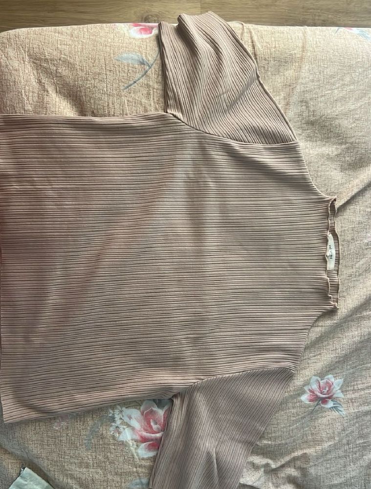 Semi Turtle Neck beige  top