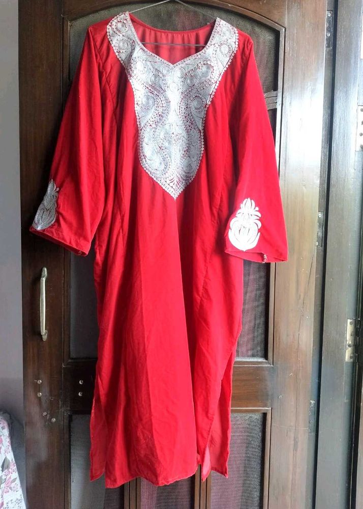 Embroidered pheran from Kashmir