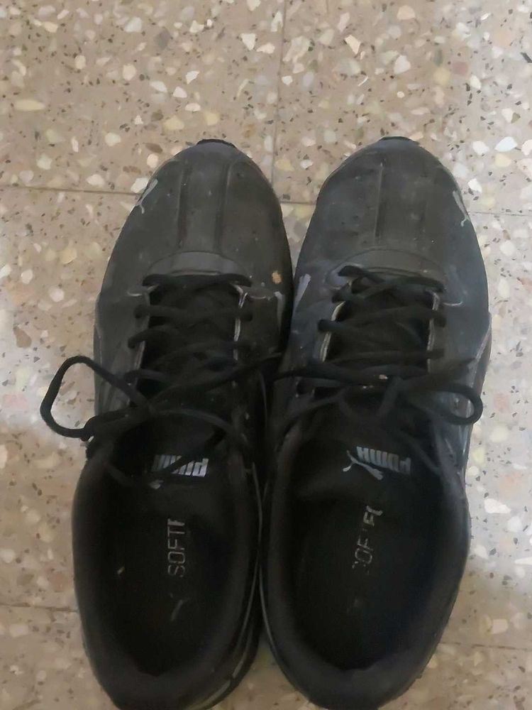 Selling Black Puma 9 Size