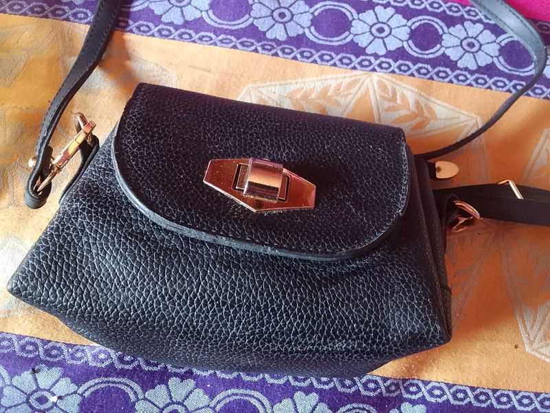 Sling In Black Color