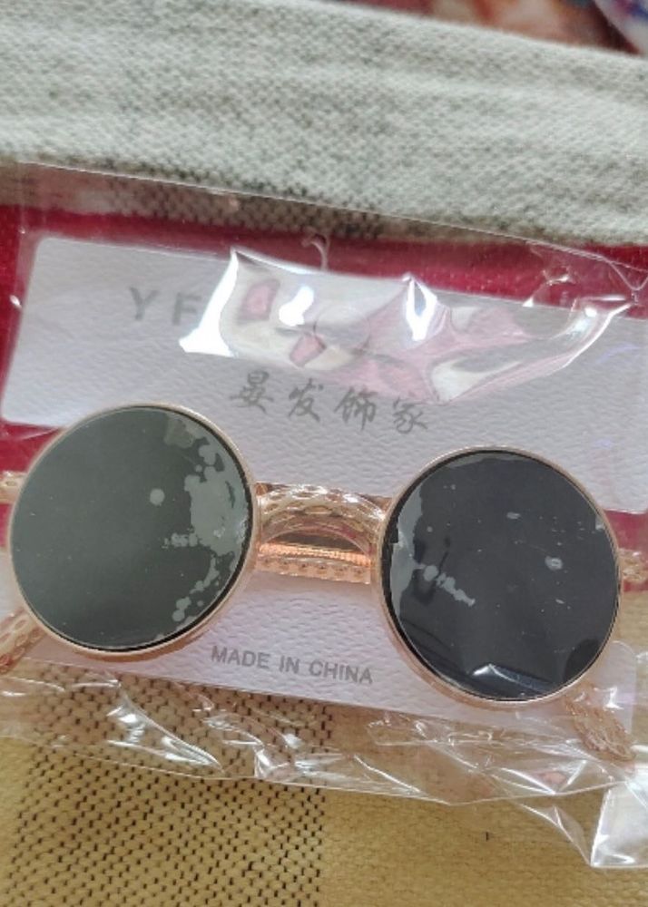 Round Sunglasses hair clip