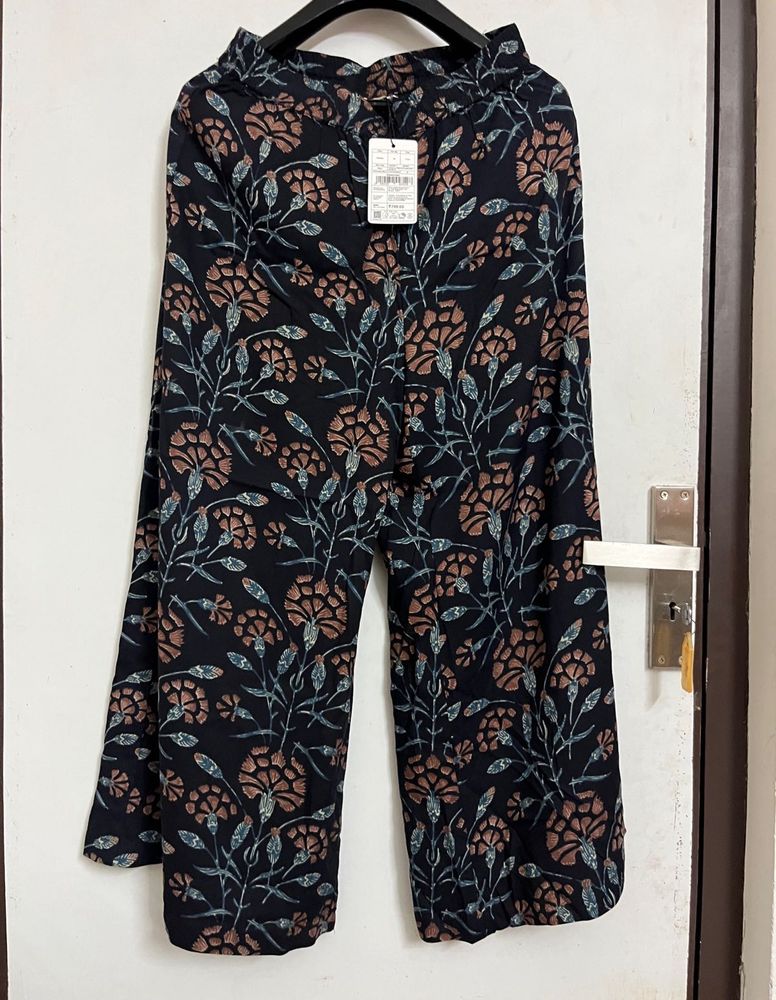 Floral Print Wide Leg Pants