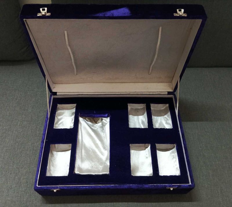 BLUE VELVET BOX (BIG)