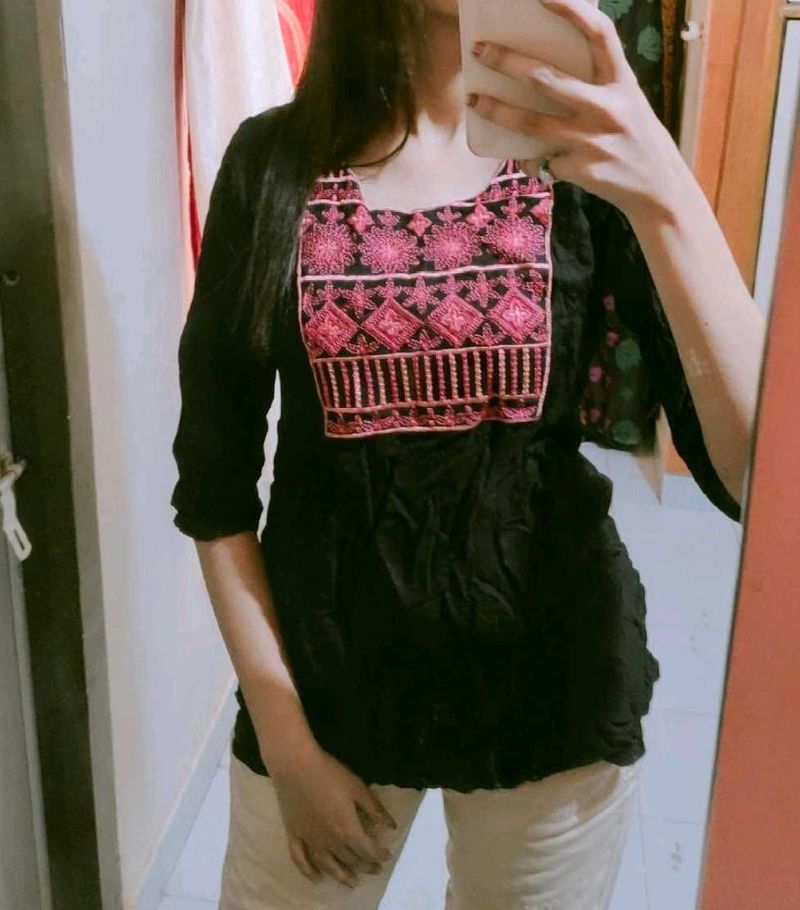 Black Is Love 🖤 Short Kurti🔥