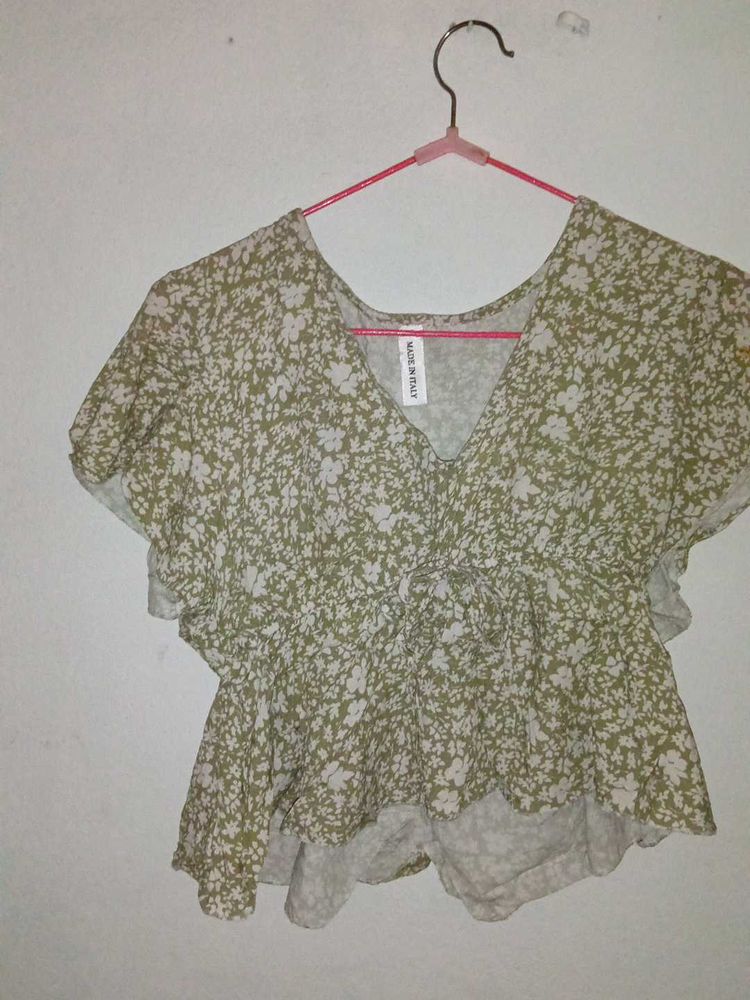 Floral Print Ruffle Top