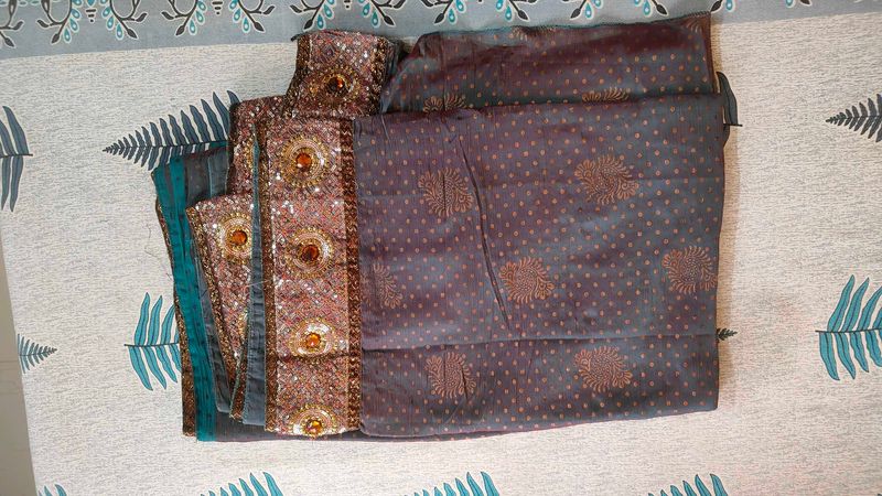 dhoopchav colour saree with sequence border