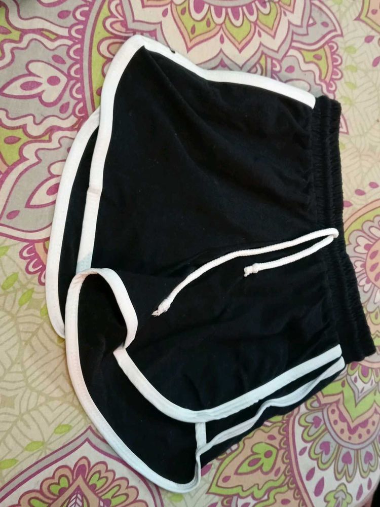 Black Short