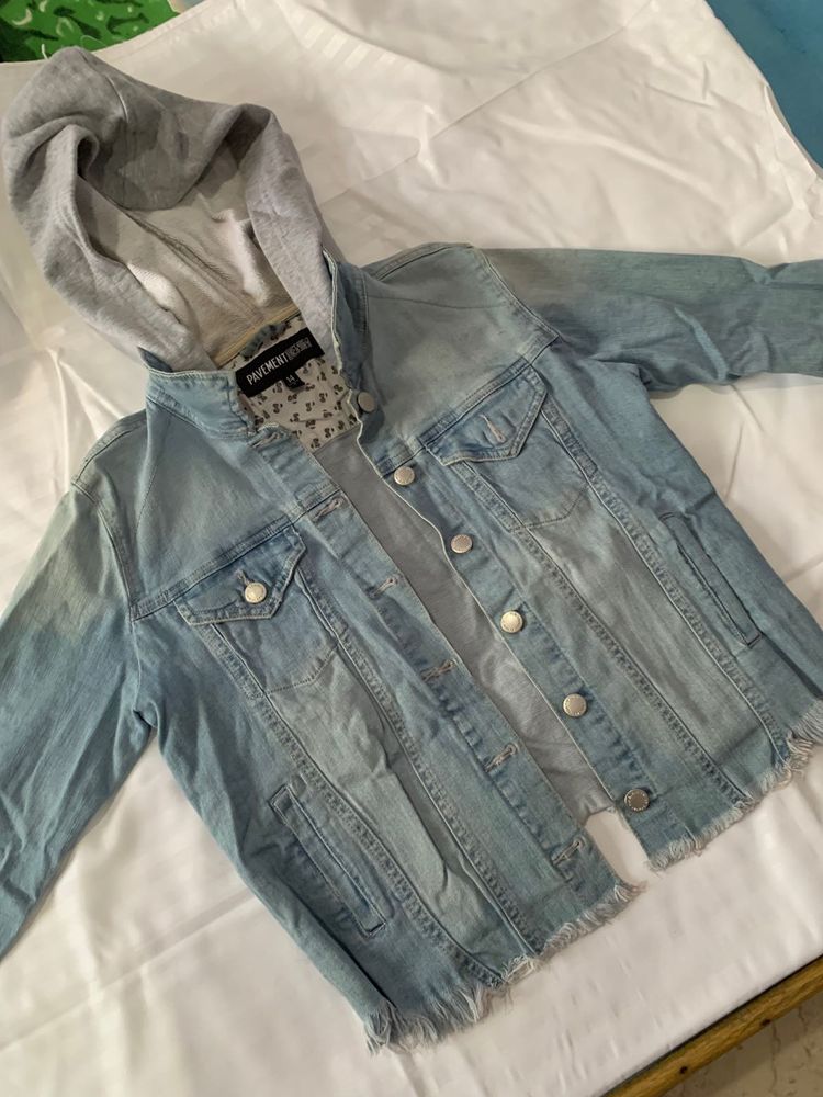 Denim Jacket With Hoddie