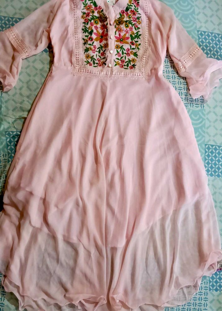 Elegant Embroidered Kurta