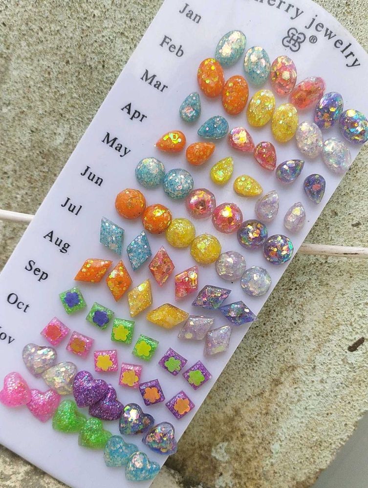 Earring studs