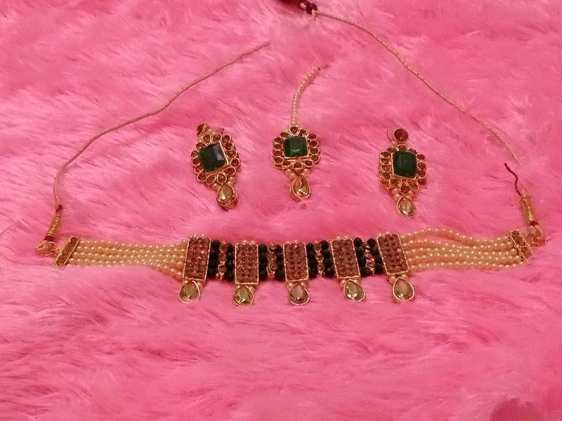 Nacklace