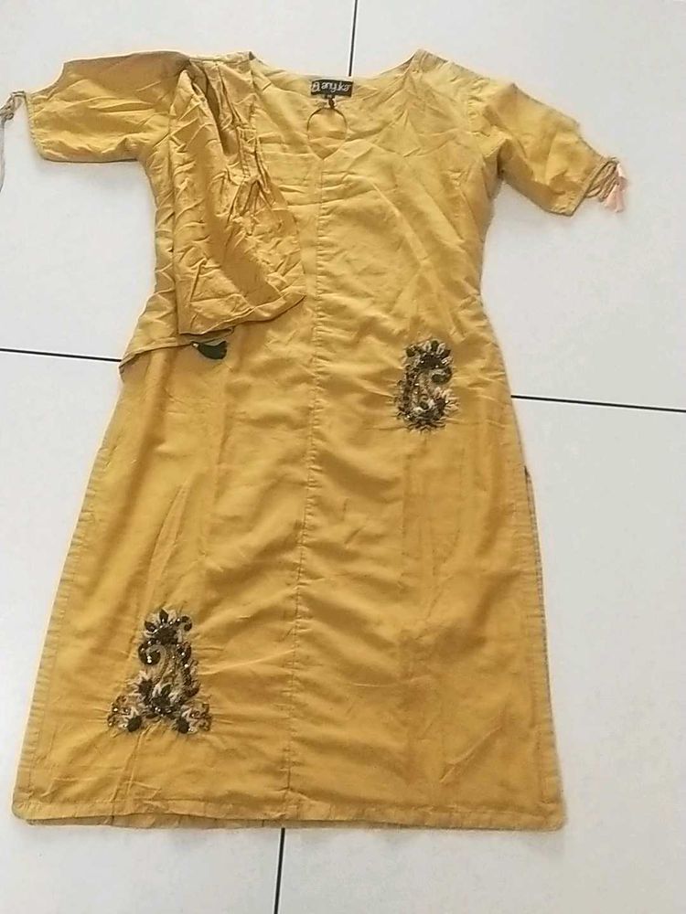 M Kurti Musterd
