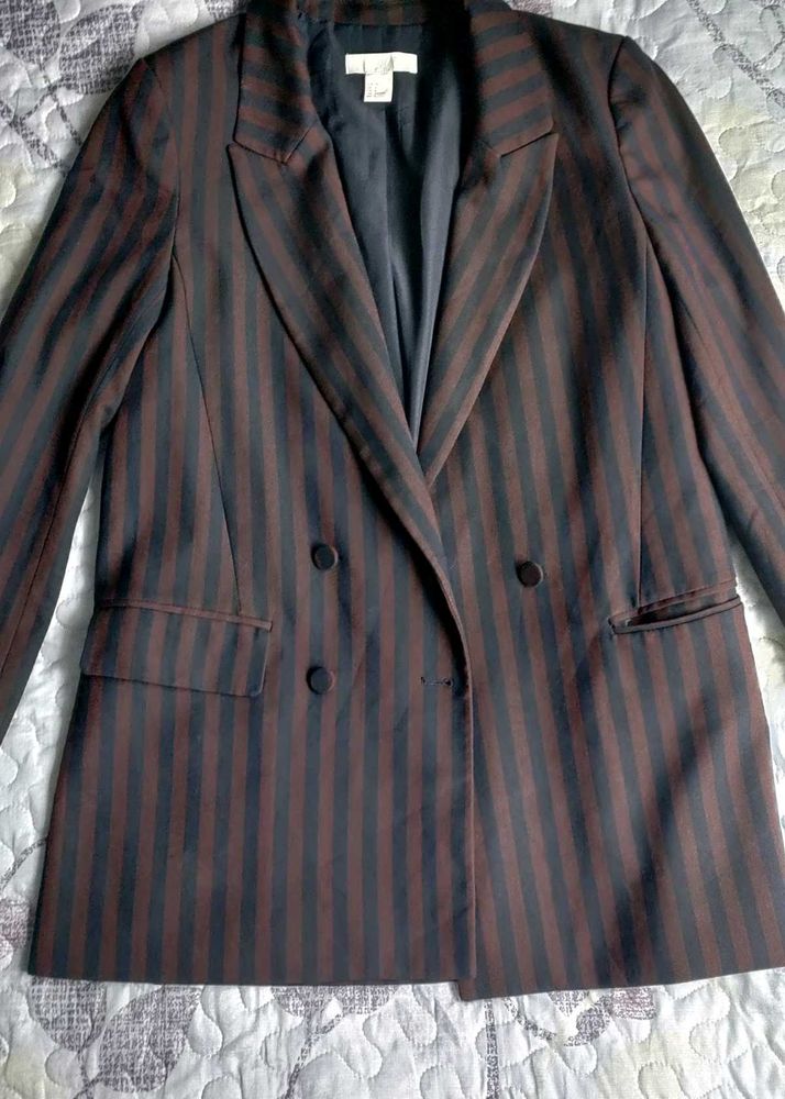 H&amp;M Striped Double-Breasted Blazer