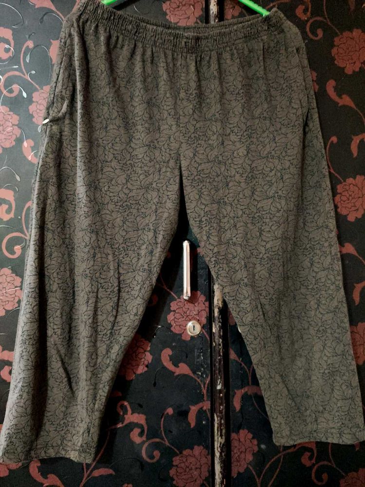 Women Casual Capri FREE DELIVERY