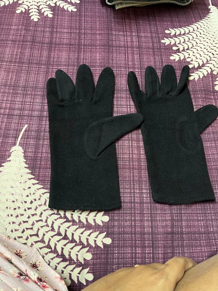Gloves