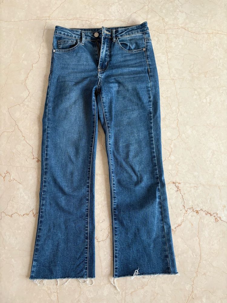 strechable blue straight jean