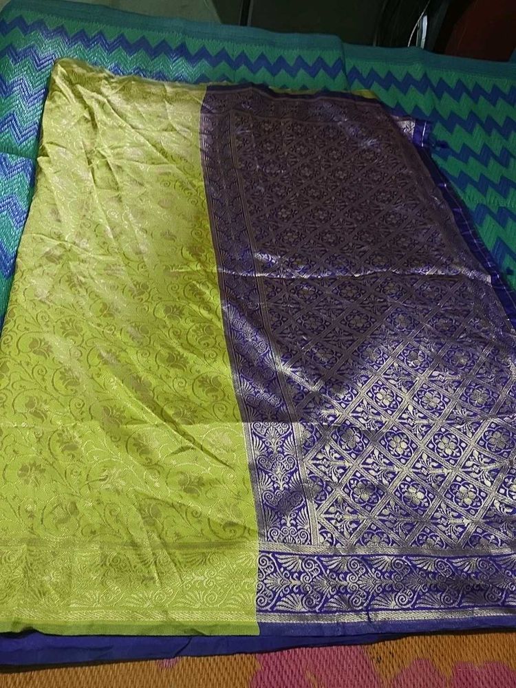 Silk Blend Saree - Green &amp; Purple