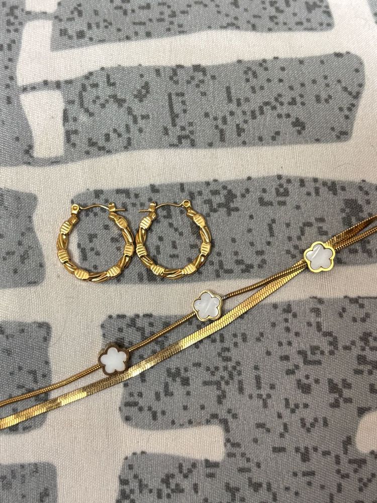 Combo Of Earring And Bracelet