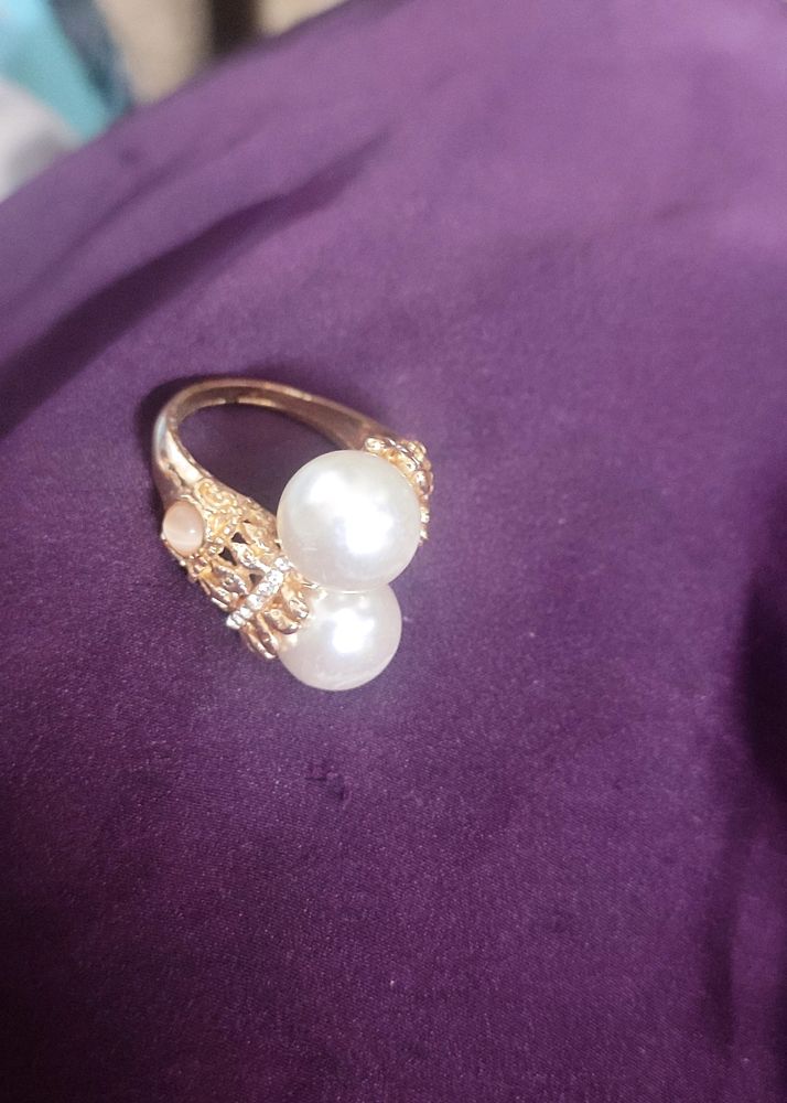 Beautiful Pearl Ring 💍