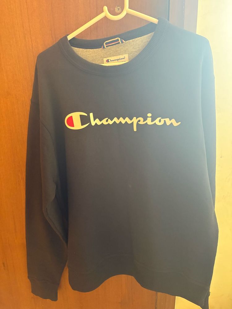 Authentic Champion Sweatshirt