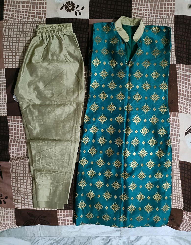 Traditional Pant And Kurta Set ( Women&#39;s)