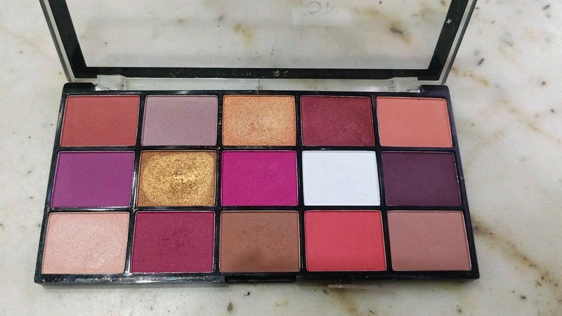 eyeshadow palette