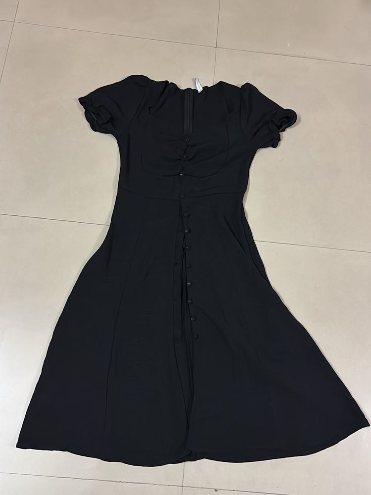 Chic Black Button-Down Dress