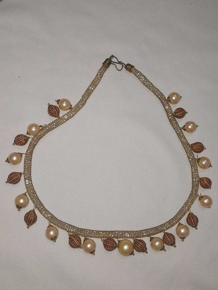 Pearl Beaded Necklace